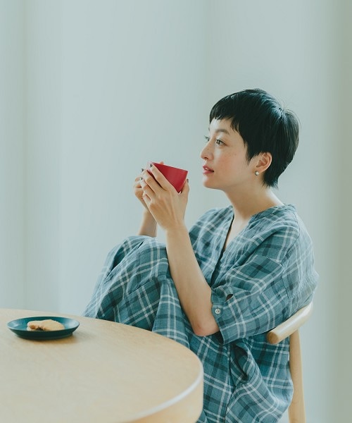 高山都さんコラボ》フレンチリネンラップ風プリーツパンツ