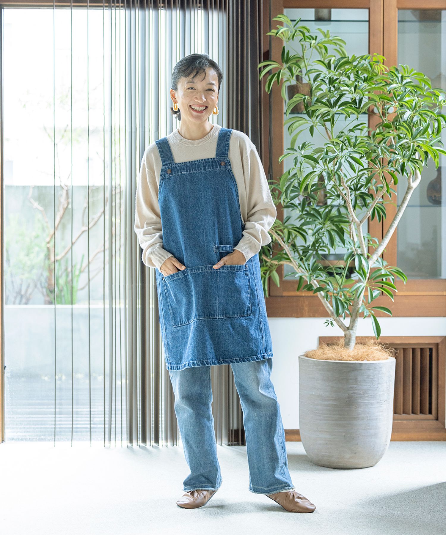 ヤヌーク　エプロン　高山都　コラボ L.A.発祥のデニムブランド「YANUK(ヤヌーク)」が 新作